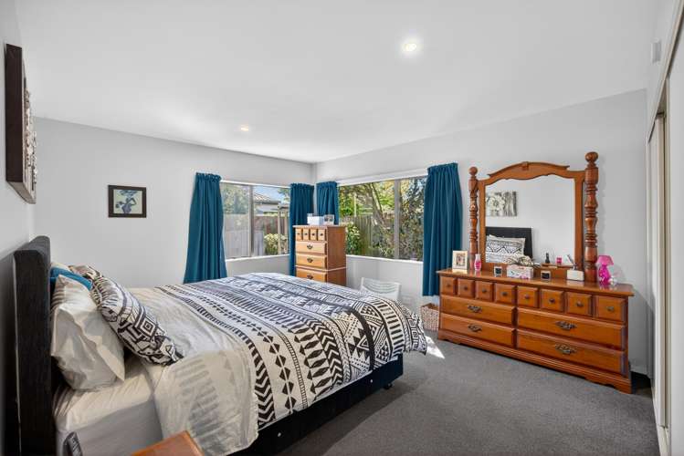 58 Aldinga Avenue Stoke_12