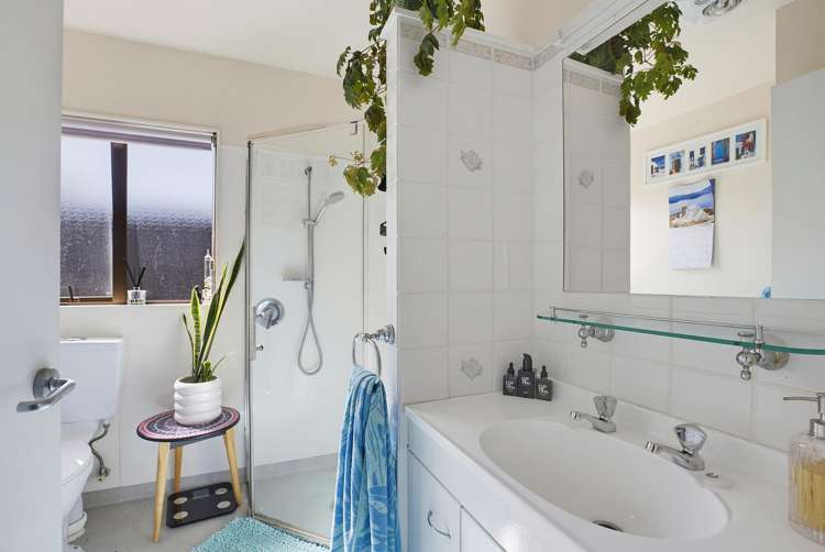 4C Richard Street Titahi Bay_12