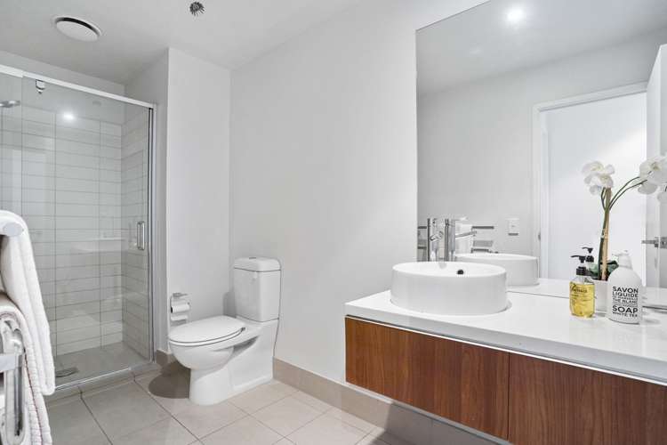 725/8 Dockside Lane Auckland Central_15