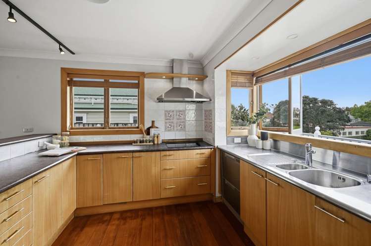 23 Cambridge Terrace Devonport_23
