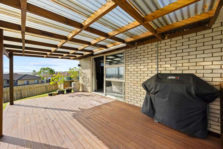 2 Libnai Avenue Clover Park_17