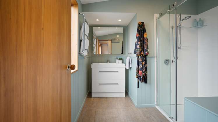 11 Lachie Griffen Rise Governors Bay_21