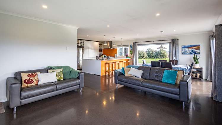 129 Burns Street Ohakune_6