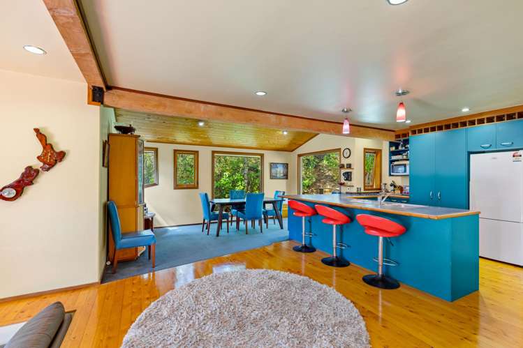 11e Longfellow Parade Glen Eden_13