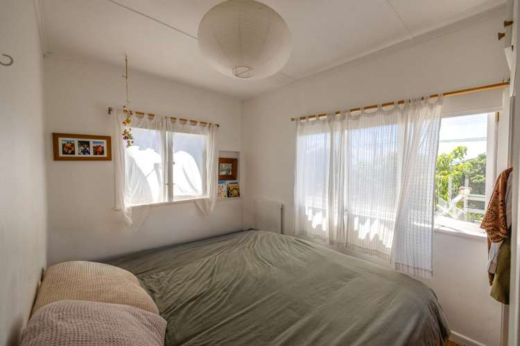 24 Victoria Road South Onetangi_15