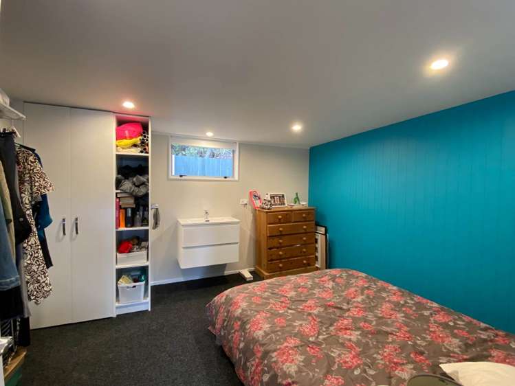 2/9 Paruru Avenue Northcote_18