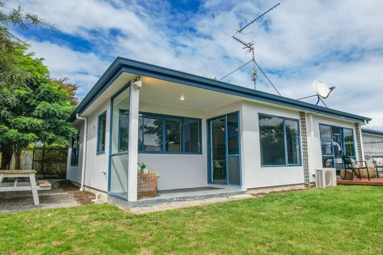 23 Maple Crescent Richmond_21