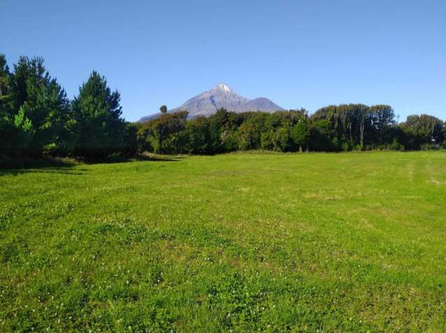 A Taranaki Rural Retreat