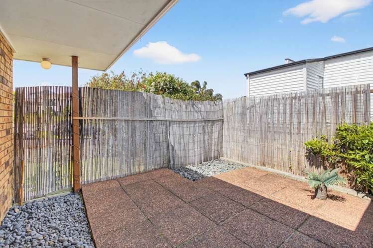 52 Jandell Crescent Bucklands Beach_23