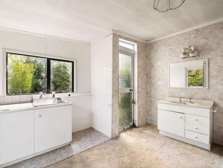 353 Blue Spur Road Lawrence_24