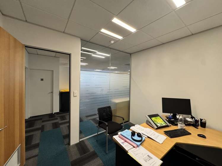 4/1 Show Place Addington_5