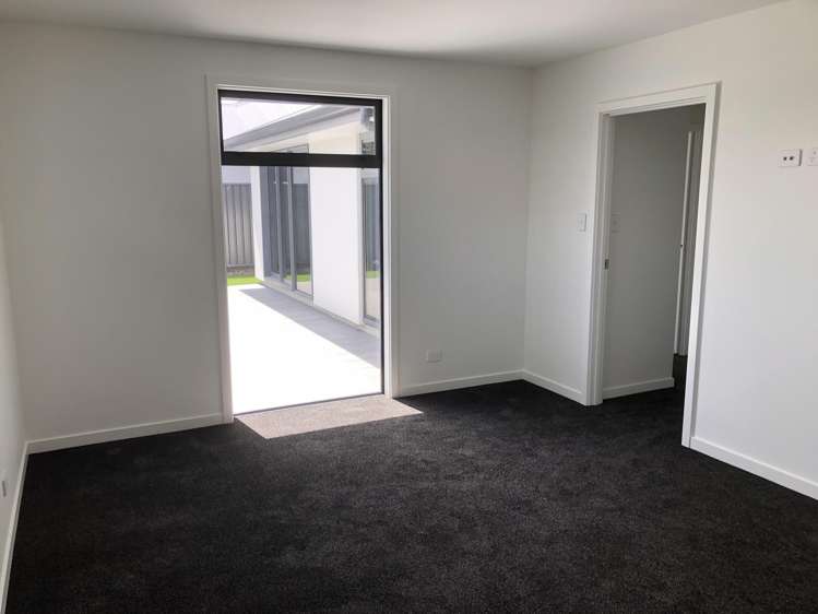 A/300 Wills Street Ashburton_11
