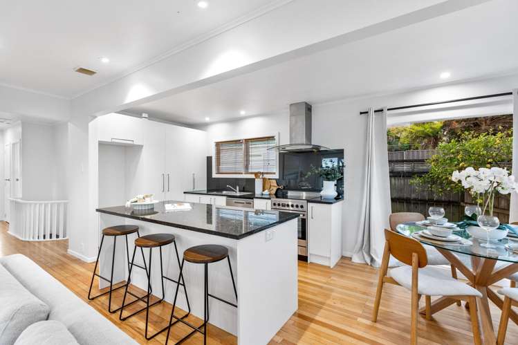 101 Royal Road Massey_8