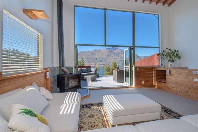 28b Dart Place Fernhill/Sunshine Bay_0