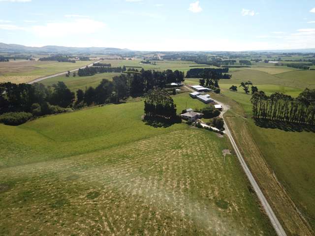 1518 Clinton Highway Waiwera South_4