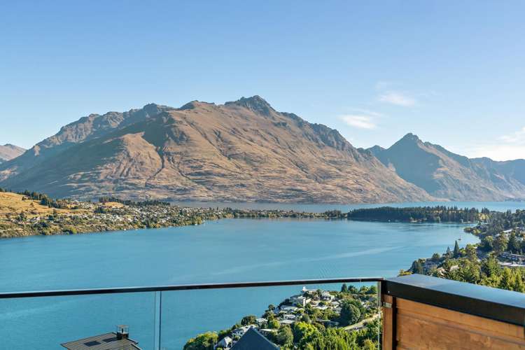 4 Luckie Lane Queenstown Hill_23