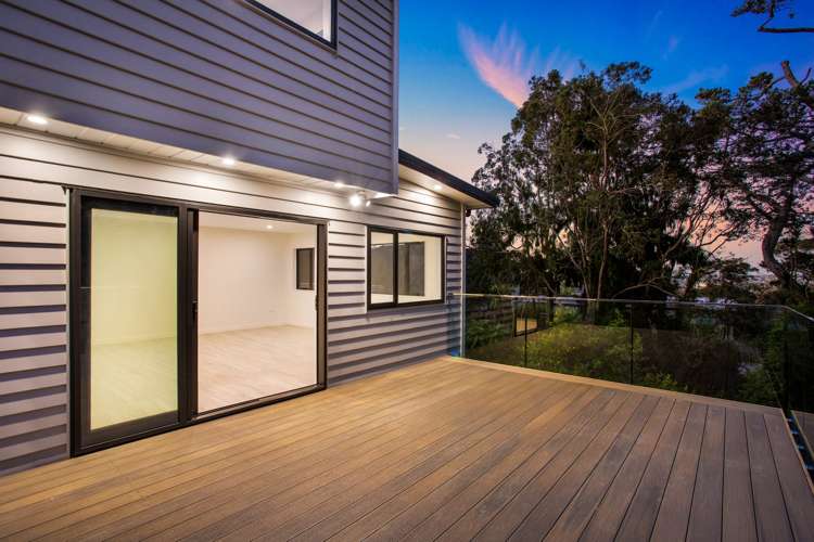 27A Fairmount Road Titirangi_32