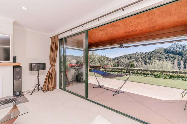 748 Weranui Road Wainui_15