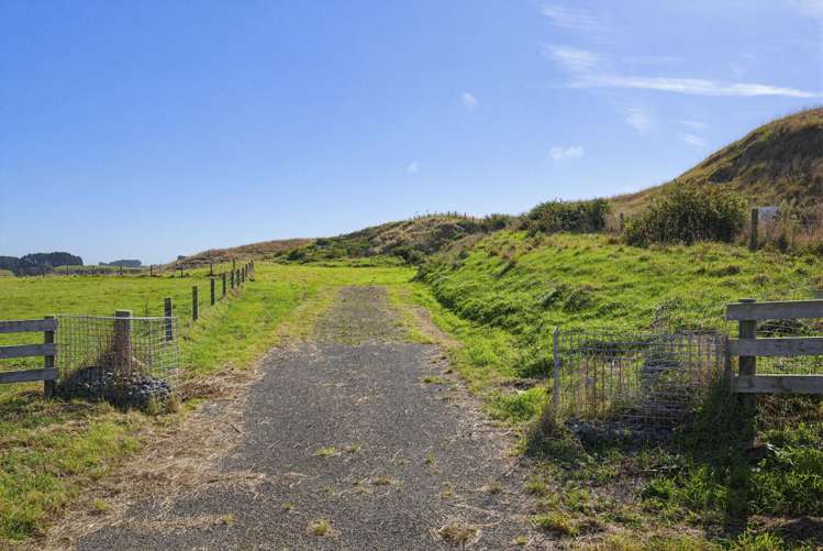 Lot 10 Whio Grove Hokio Beach_10