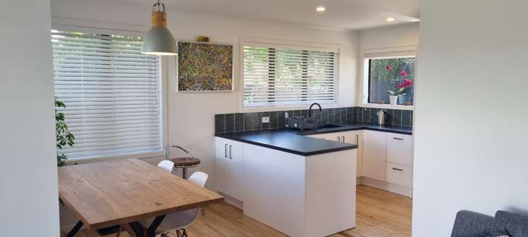 12 Titoki Avenue Waipahihi_11