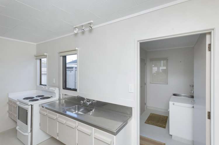 2 & 4A/178 Rutene Road Inner Kaiti_4
