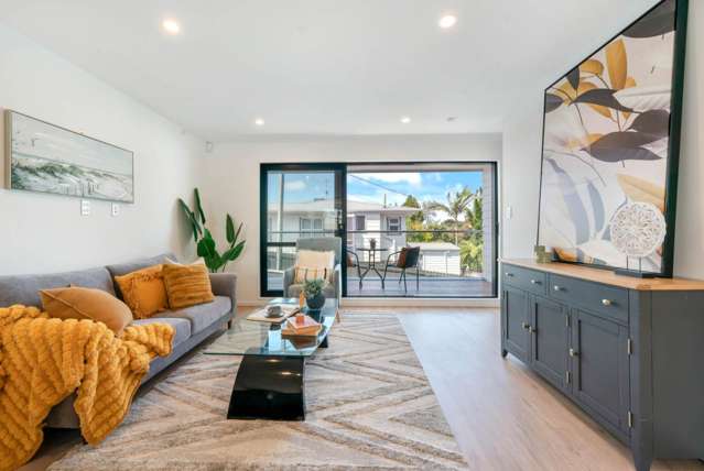 6/18 Sylvan Crescent Te Atatu South_2