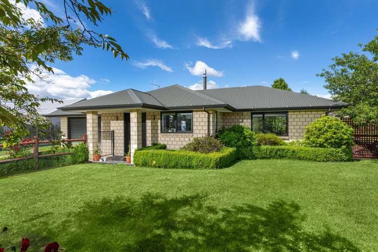 51 Frye Crescent Albert Town_27