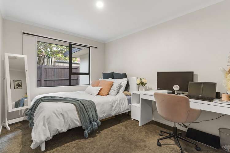 319c Royal Road Massey_9