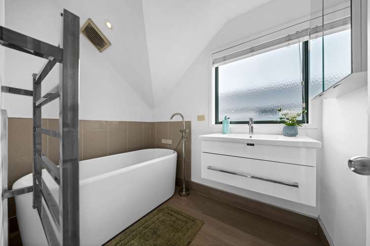 7 Paloma Court Hill Park_16