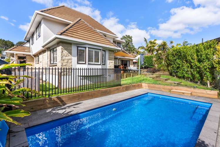 11 Penguin Drive Murrays Bay_4