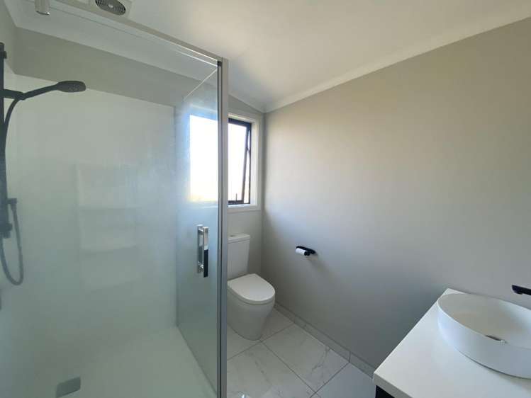 1 Pukepuke Place, Kotata Heights Morningside_10