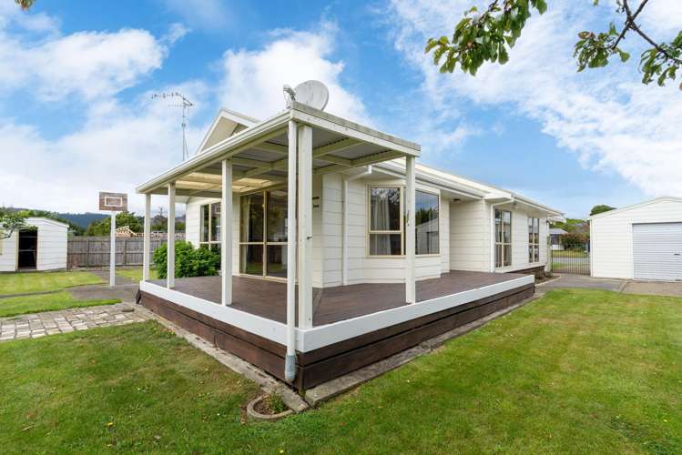 3 Kirkcaldie Grove Levin_15