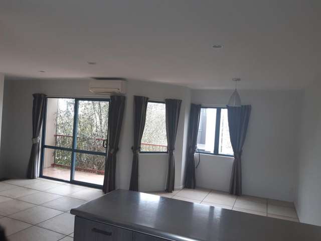 4/16 Rhodes Street Merivale_1