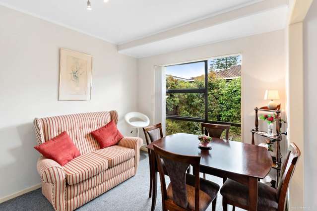 7b Beach Road Orewa_4