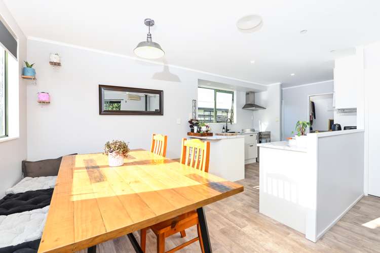 8 Melanie Court Dinsdale_6