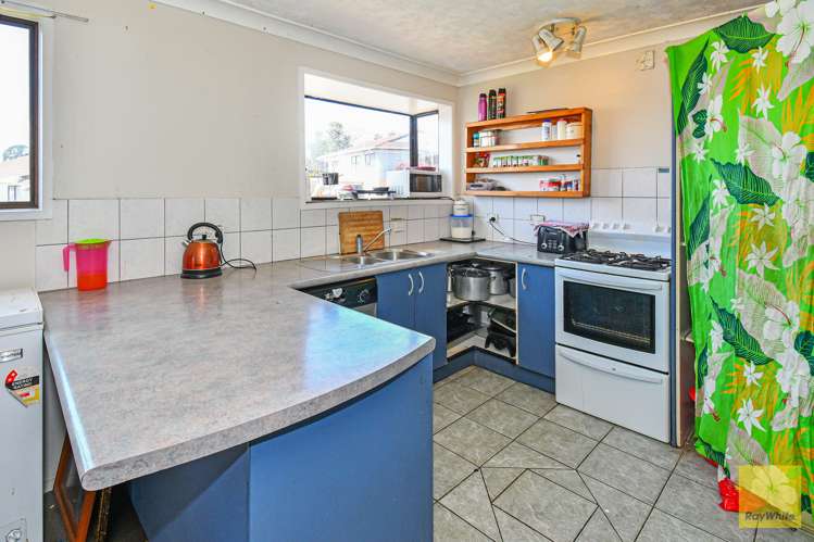 12 Blackgate Place Manurewa_6