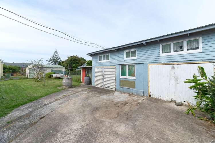 54 Potter Avenue Mt Roskill_17