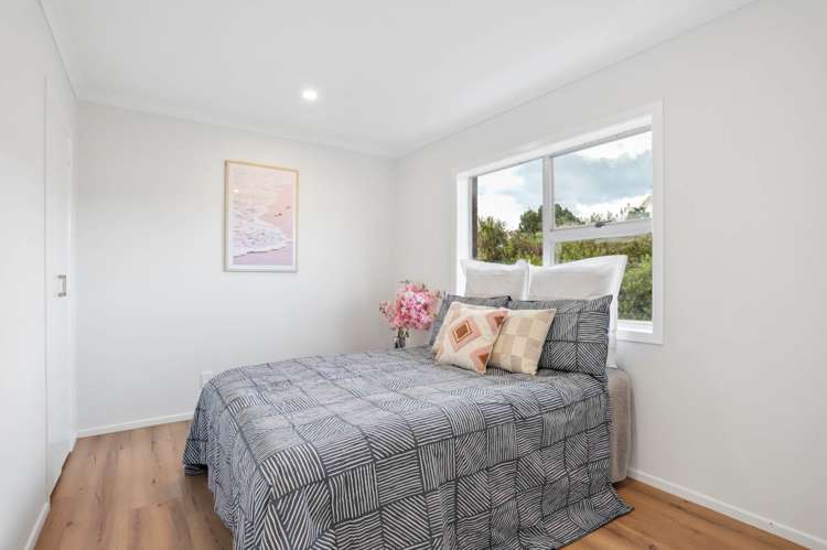 2/4029 Great North Road Glen Eden_8