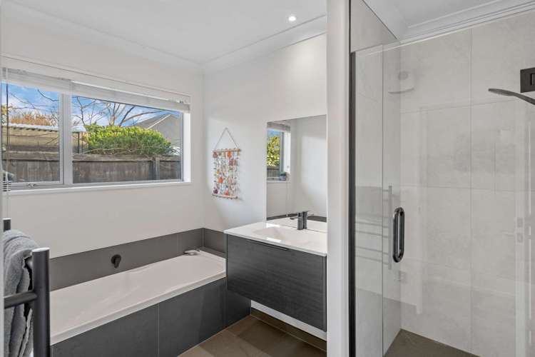 28 Linkwater Way Parklands_13