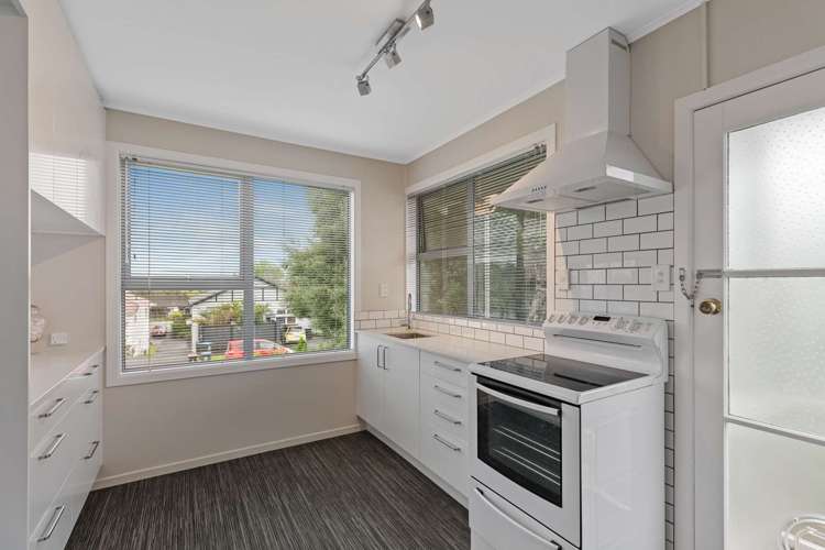 1/1 Fifth Avenue Mount Albert_9