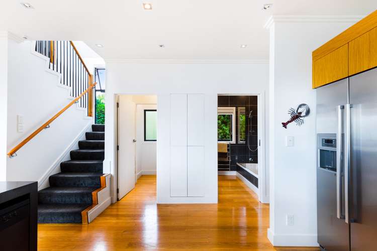 52 Kauri Point Road Laingholm_11