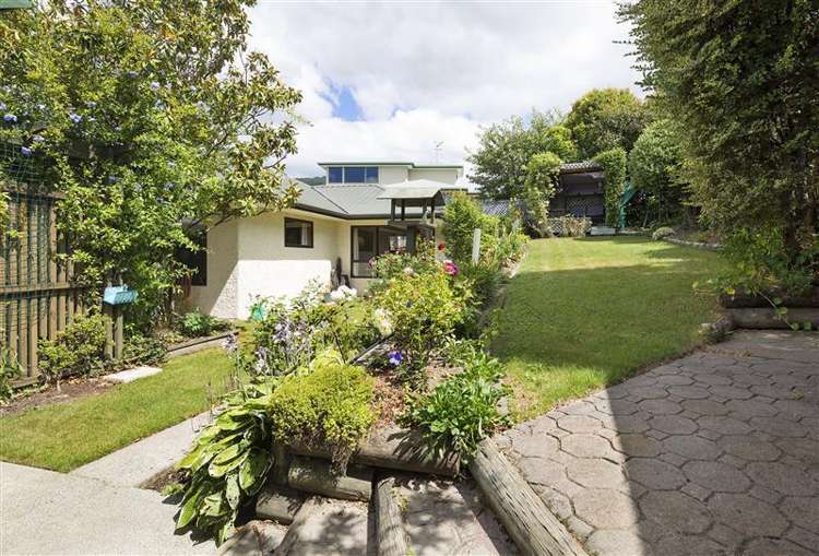 25 Washbourn Drive Richmond_1