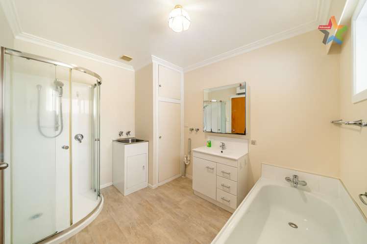 244 Waiwhetu Road Waterloo_16