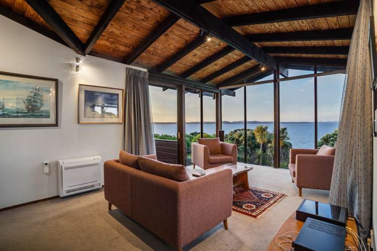 60 Pacific Parade Army Bay_58