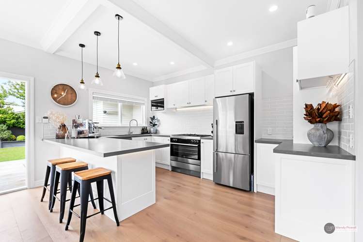 33 Kiwi Street Alicetown_3