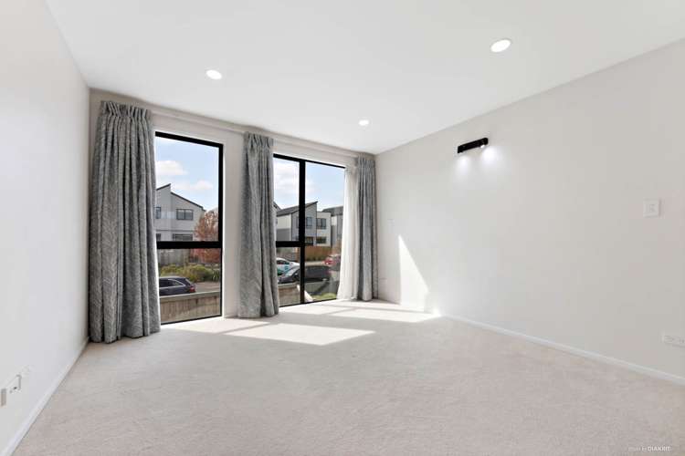106 Kerepi Street Westgate_14