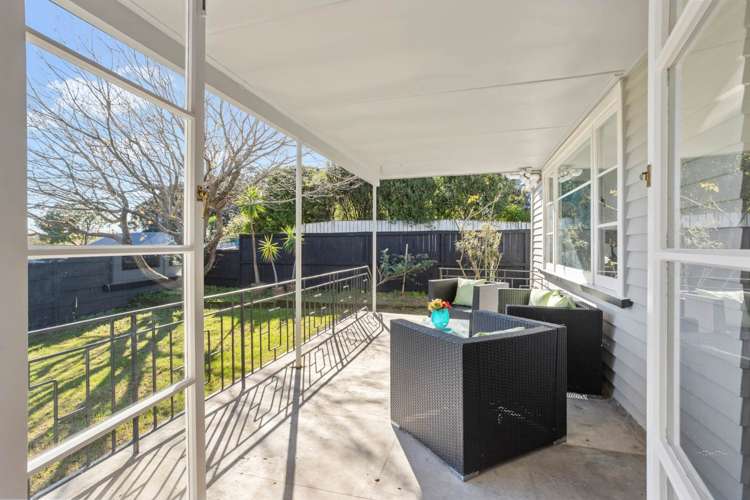 71 Woodward Road Mount Albert_22
