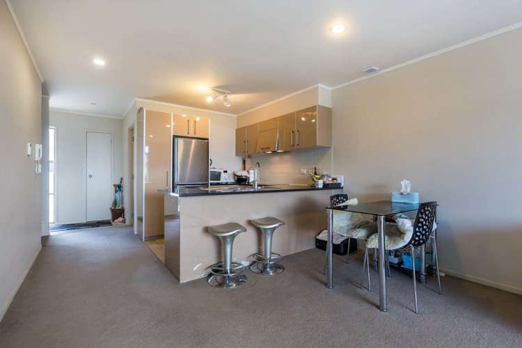 Broadway Newmarket_4