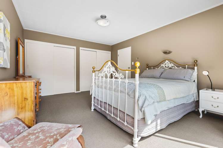 18b Montana Place Merrilands_17