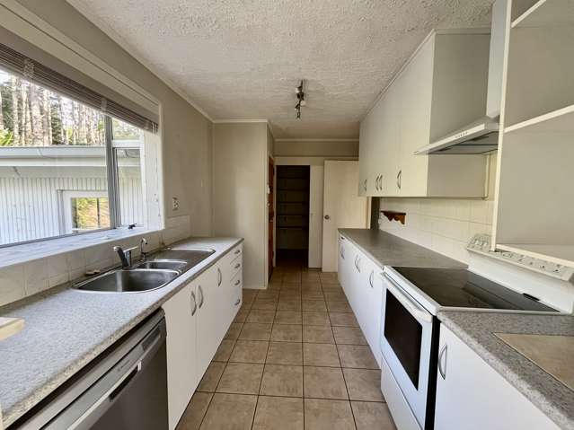 339 Whitford Road Whitford_4